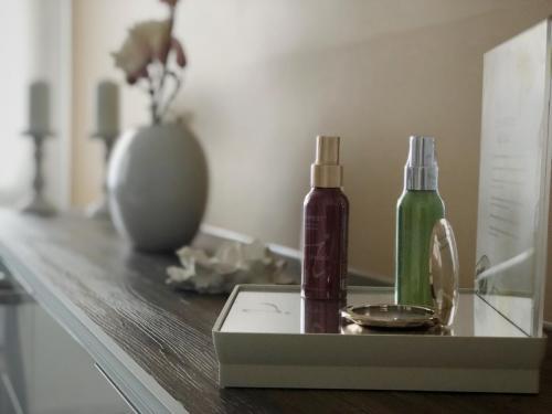 Foto Behandlungsraum Tisch