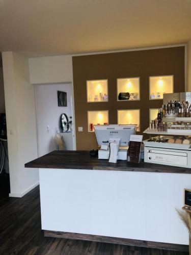 6730273A-A439-4C5A-8CC1-D9CECFEB5246