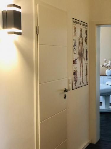 71FF37E9-E7F6-4C0F-B6AD-2EBA7C2491C2