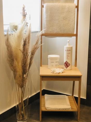 BF7362AB-2BE9-4657-A7F6-46F24F822821