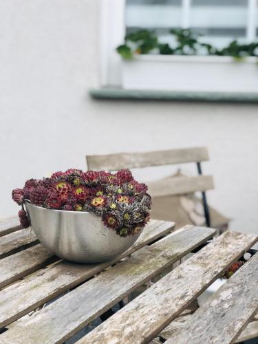 D61883AC-B7FC-4E71-A74A-4421A39E85F3